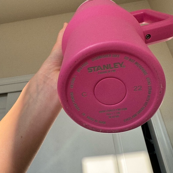 dark pink stanley 40 oz - Picture 2 of 2